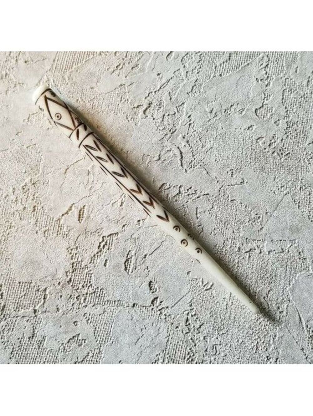 Hand Carved India Cream and Dark Brown Tribal Buffalo Bone Hair Stick - Picture 2 of 4